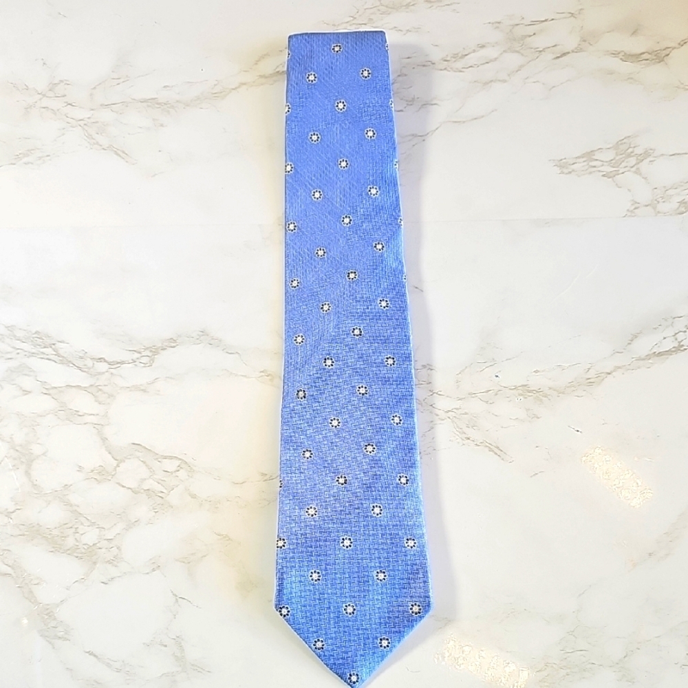 Brooks Brothers Tie.